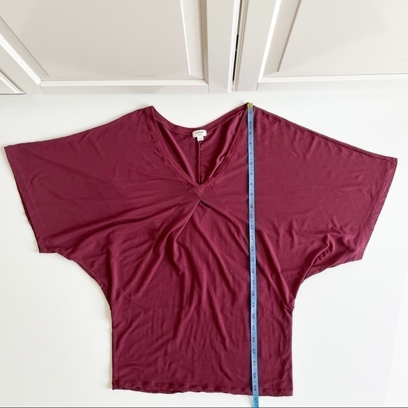 Aritzia Wilfred | Batwing Oversized Shirt Burgundy Size Small - Picture 7 of 7